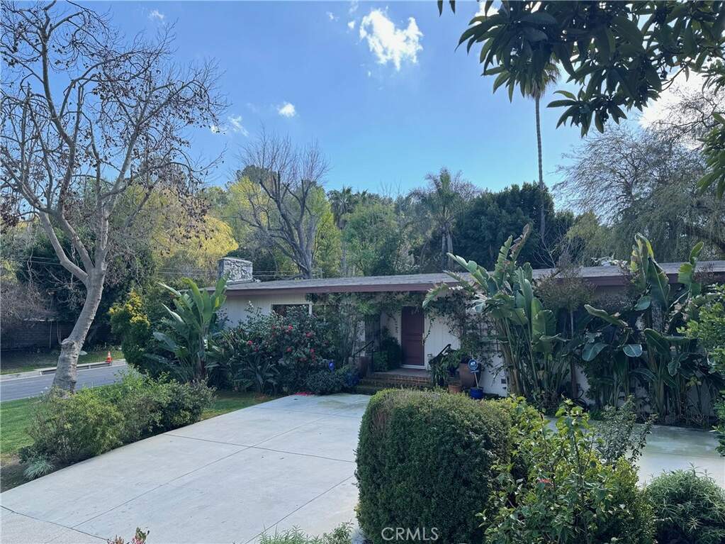18100 Karen Drive
