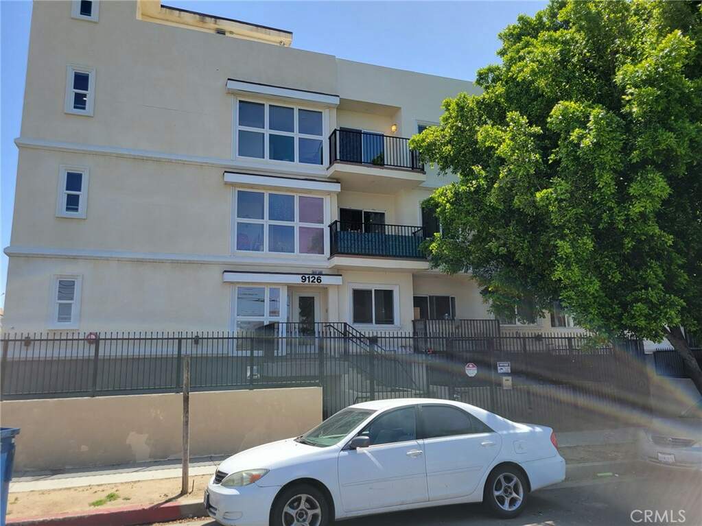 9126 Langdon Avenue 205, North Hills, CA 91343 MLS SR24087469