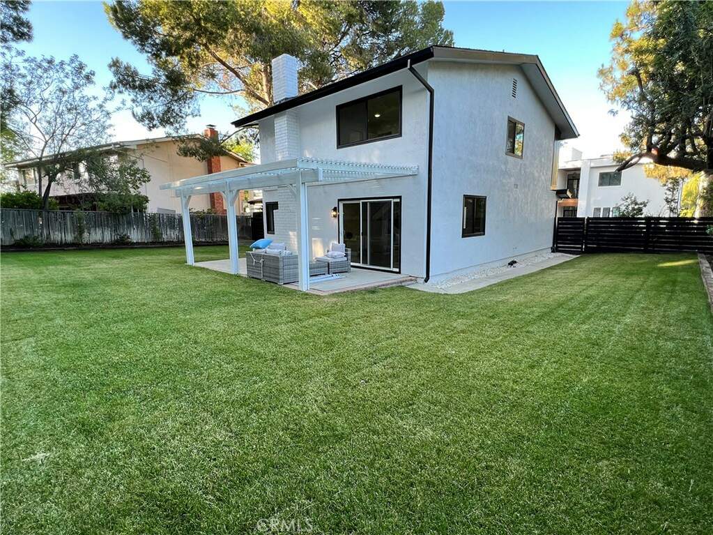 7325 Hyannis Drive