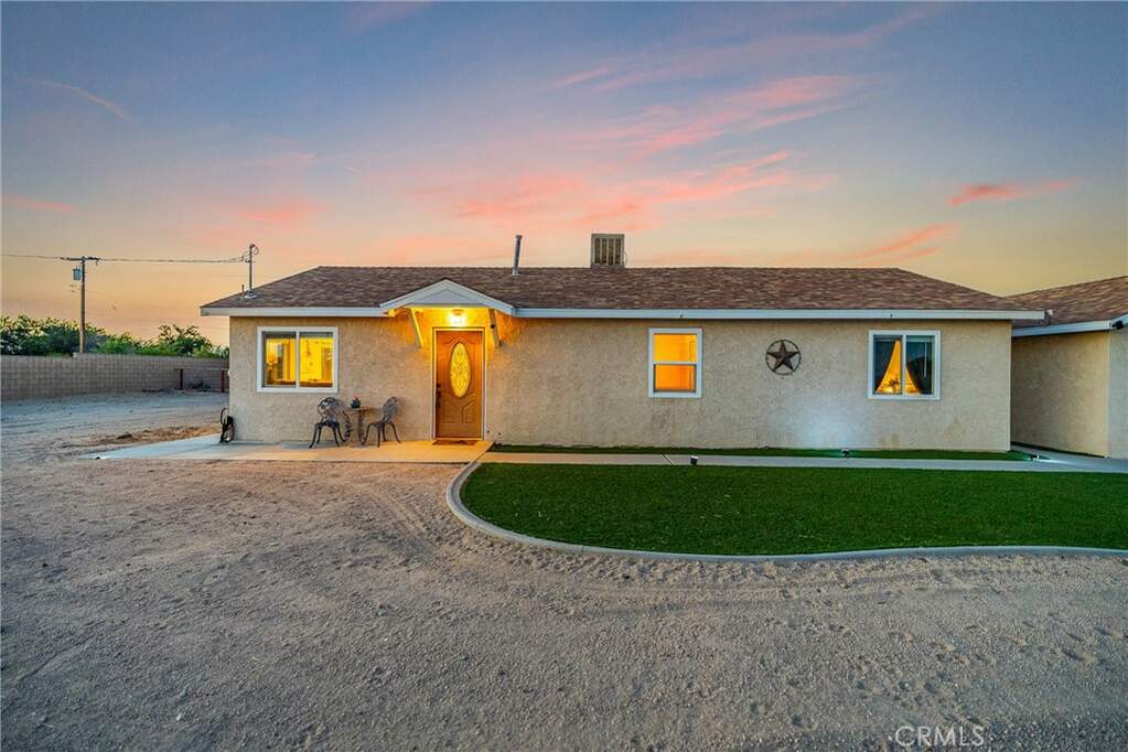 9053 W Avenue E8, Lancaster, CA 93536