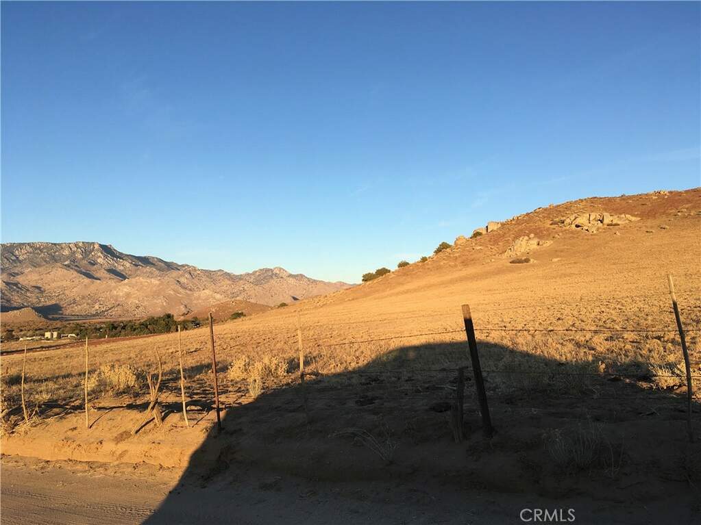 0 Buck Rd & Hillview Acres Rd, Weldon, CA 93283