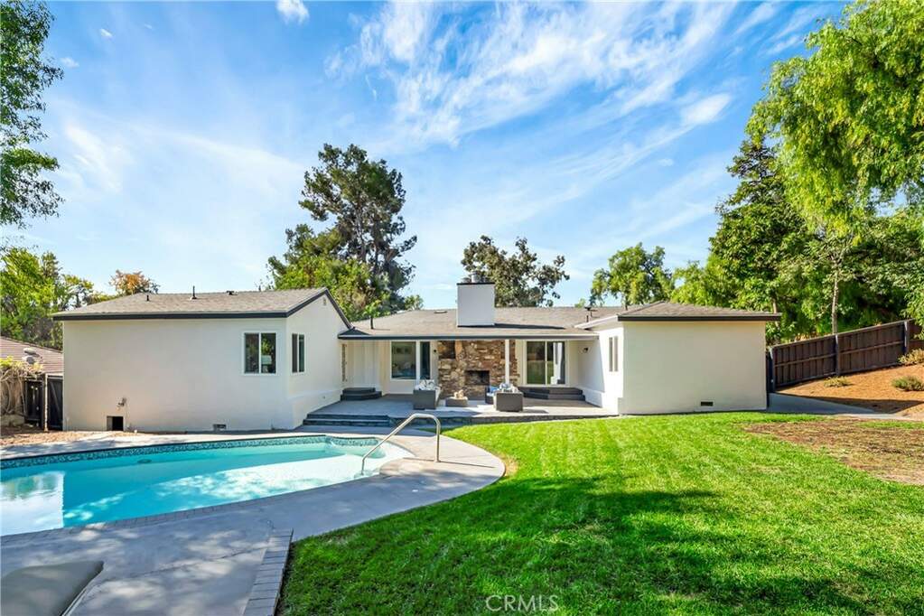 5932 Hinton Avenue, Woodland Hills, CA 91367