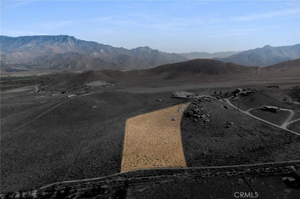 4910 Cimarron Drive, Weldon, CA 93283