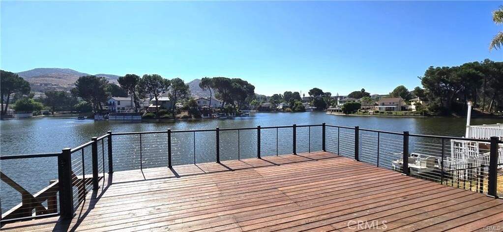 30658 Lakefront Drive, Agoura Hills, CA 91301