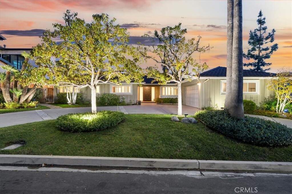 16332 Meadowridge Road, Encino, CA 91436