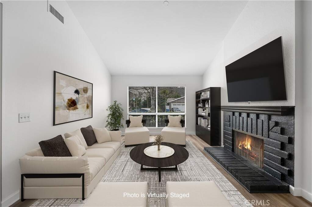 5453 Softwind Way, Agoura Hills, CA 91301