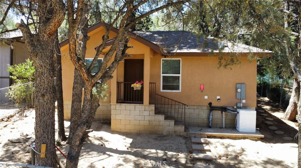 3504 Minnesota Trail, Frazier Park, CA 93225
