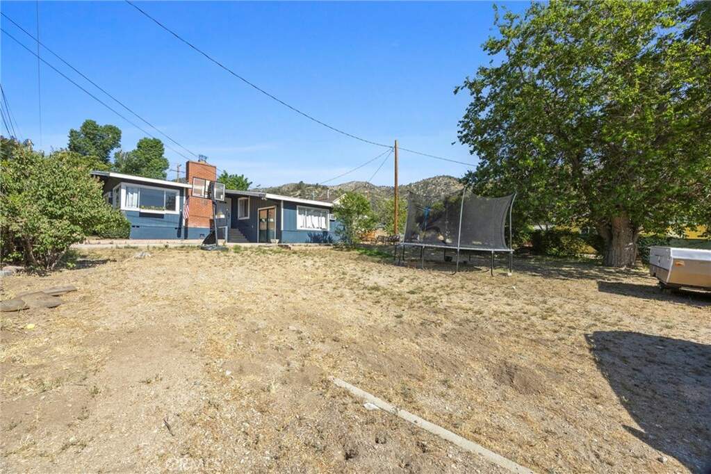 4201 Irvon Trail, Frazier Park, CA 93225