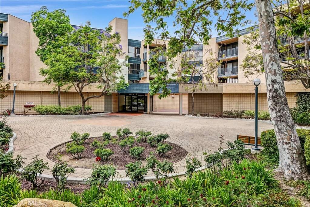4499 Via Marisol #105A, Los Angeles, CA 90042