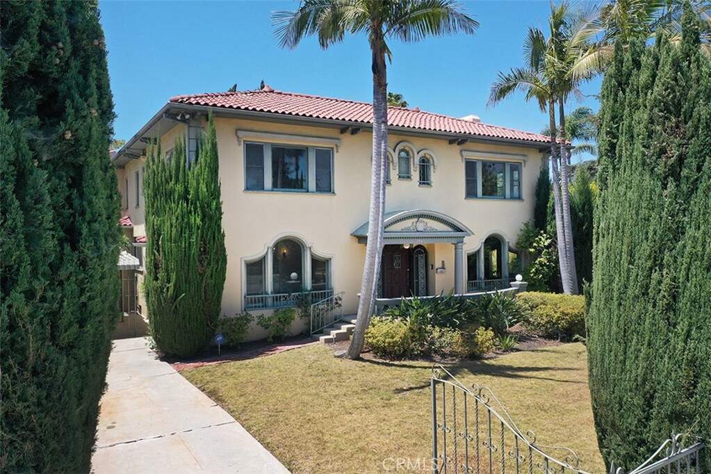 101 S Windsor Boulevard, Los Angeles, CA 90004