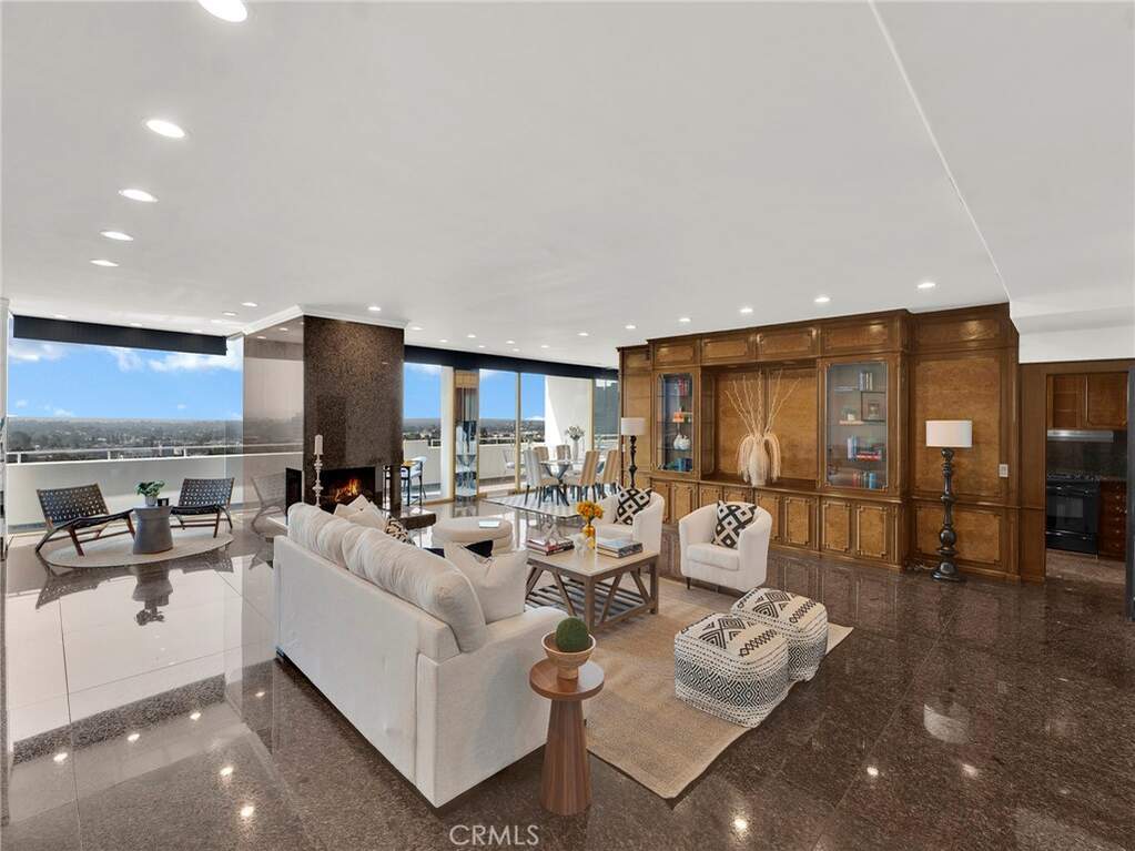 1333 S Beverly Glen Boulevard #1006, Los Angeles, CA 90024