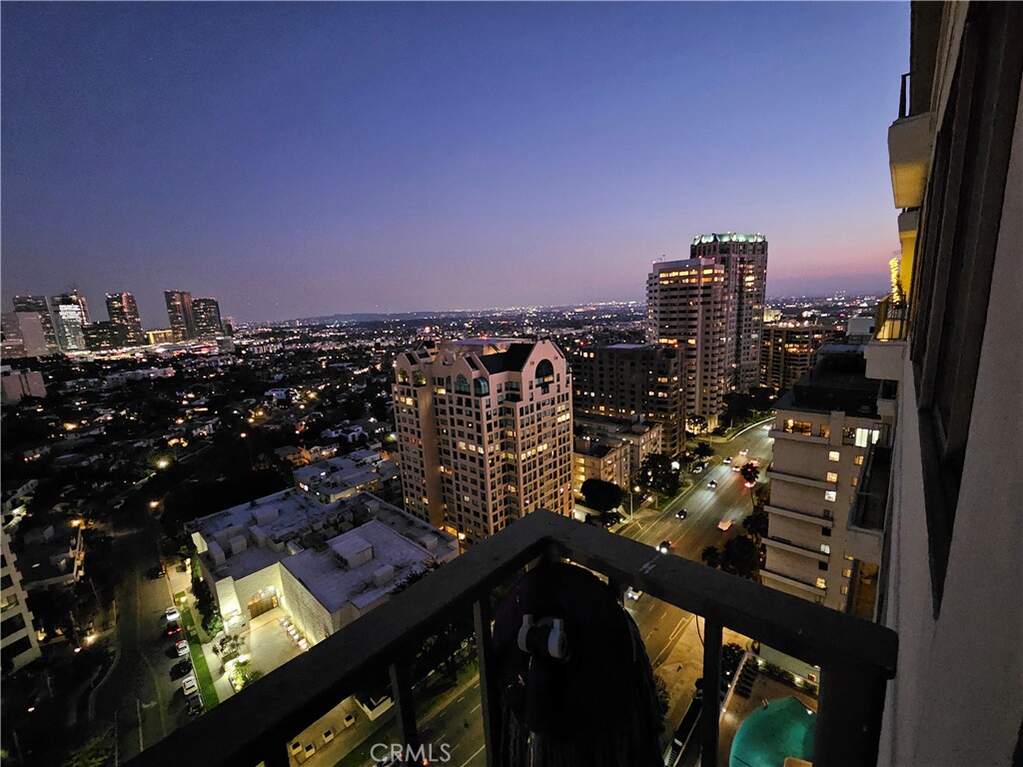 10501 Wilshire Boulevard #2204, Los Angeles, CA 90024