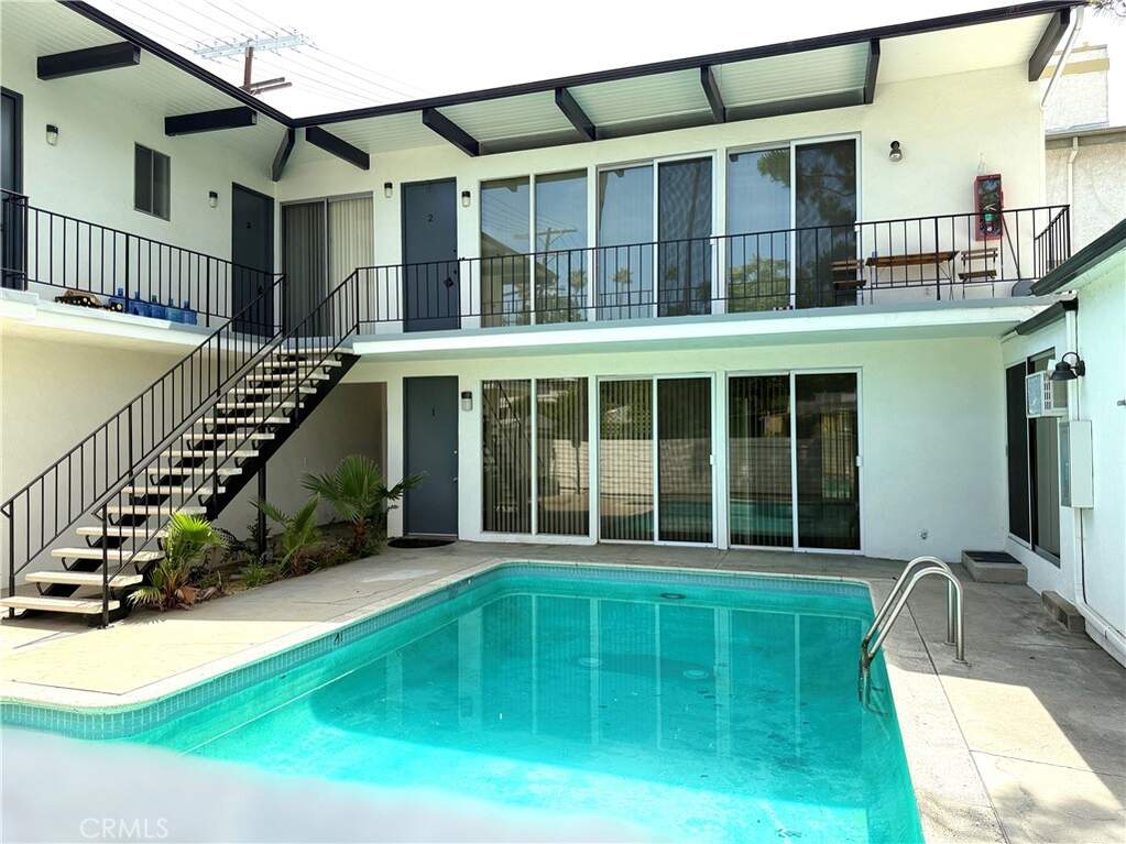 13223 Moorpark Street #1, Sherman Oaks, CA 91423