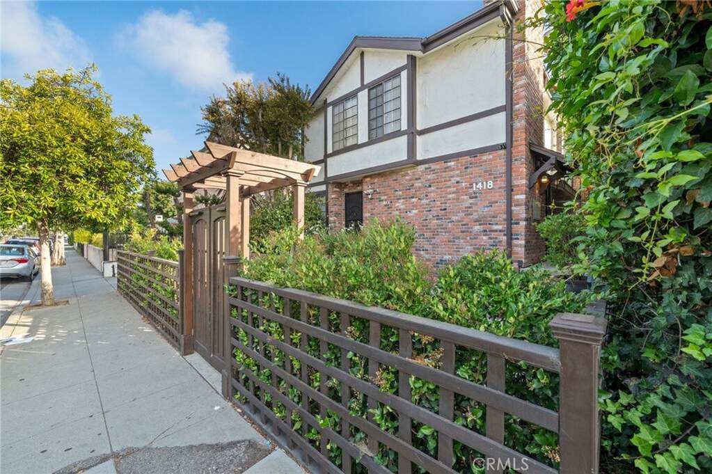 1418 26th Street #4, Santa Monica, CA 90404