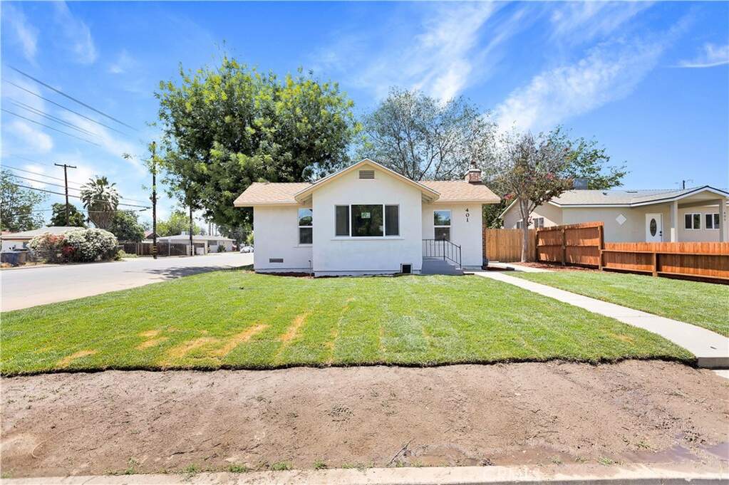 401 Cypress Street, Bakersfield, CA 93304
