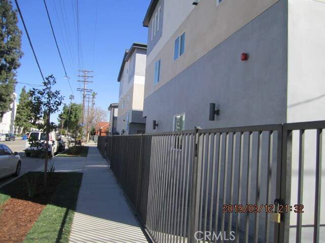 6220 Tyrone Avenue #6220 1/2, Van Nuys, CA 91401