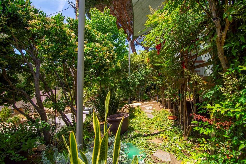 828 Wonder View Drive, Calabasas, CA 91302