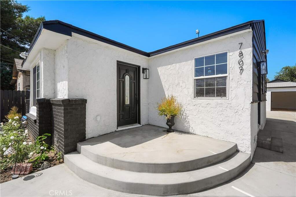 7807 Arvilla Avenue, Sun Valley, CA 91352
