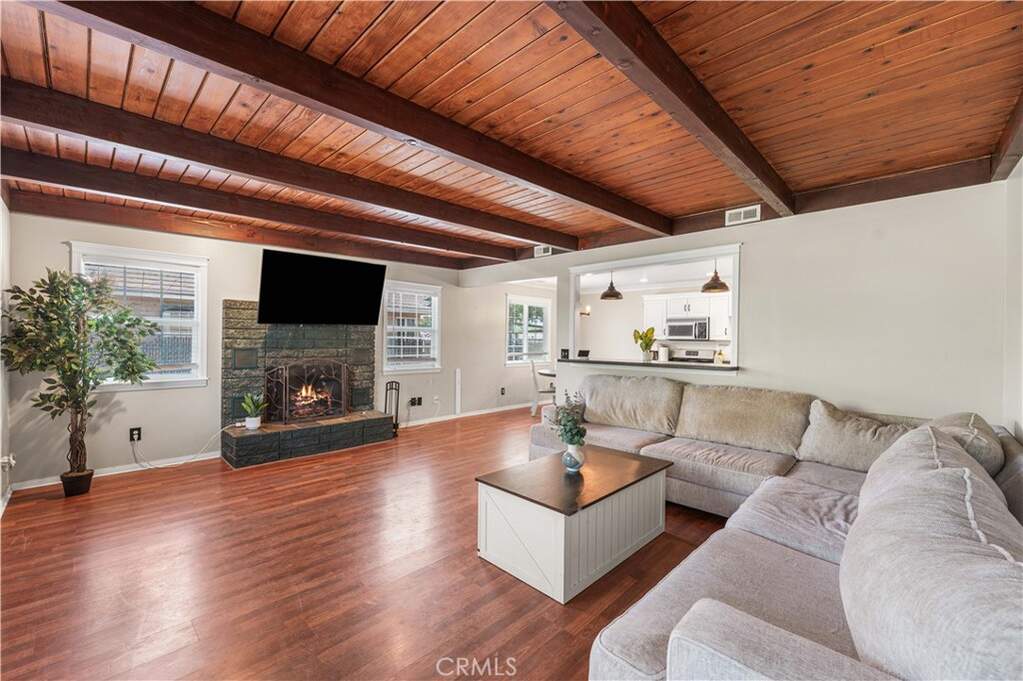 43249 42nd Street W, Lancaster, CA 93536