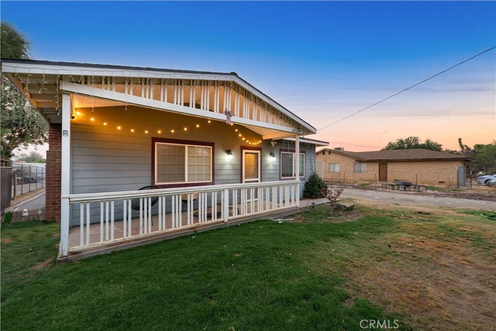 43249 42nd Street W, Lancaster, CA 93536