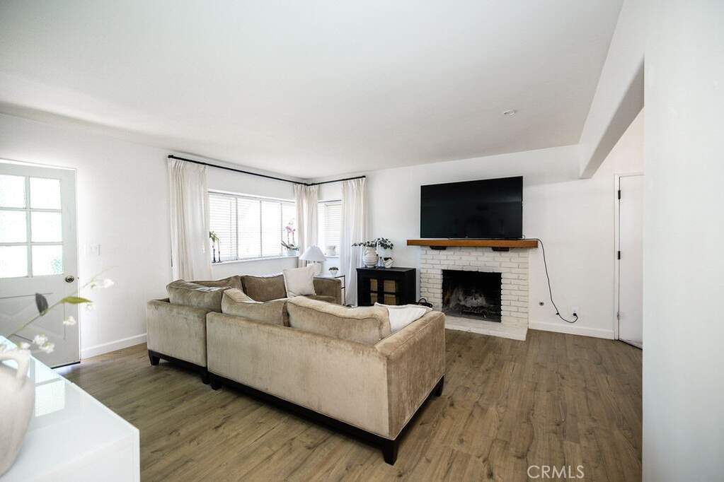 27820 Ferguson Drive, Castaic, CA 91384