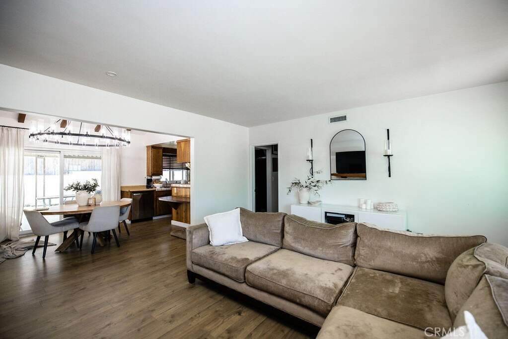 27820 Ferguson Drive, Castaic, CA 91384