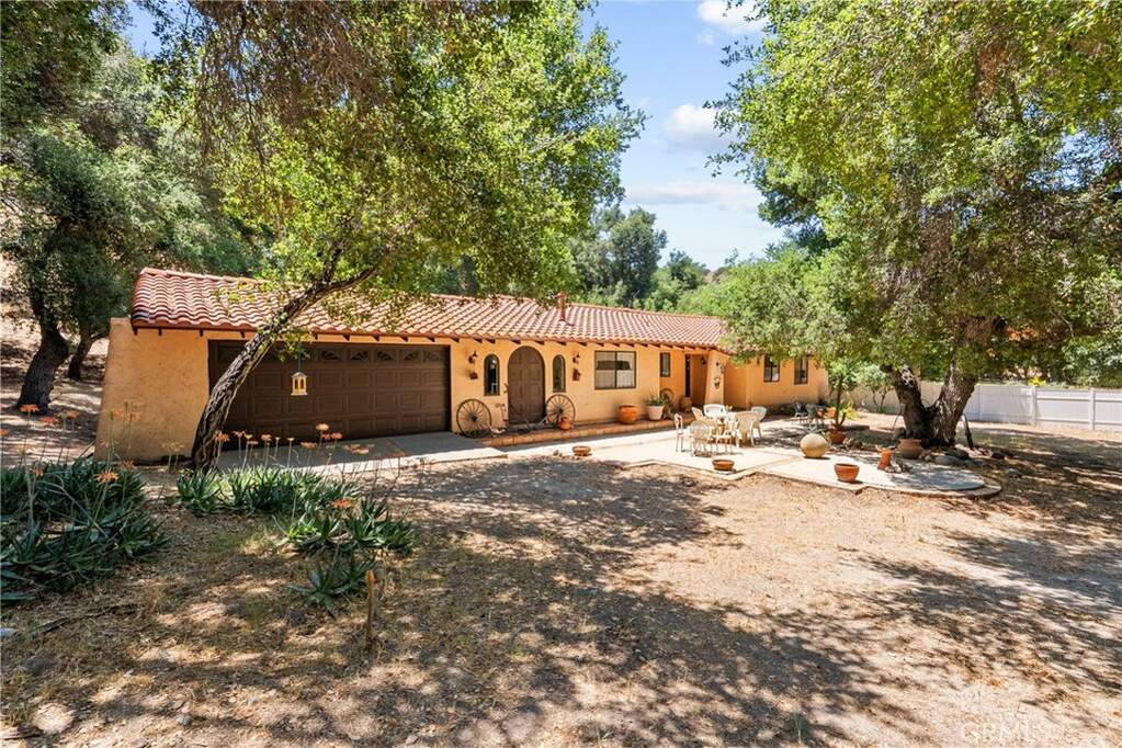 31039 Hasley Canyon Road, Castaic, CA 91384