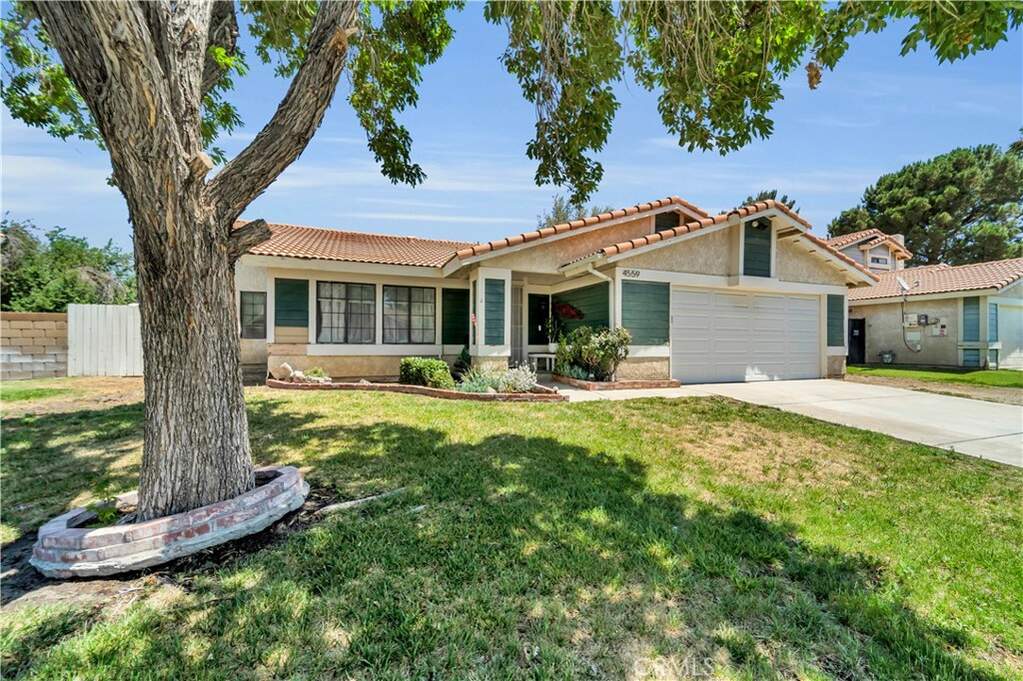 4559 Clear Springs Avenue, Palmdale, CA 93552