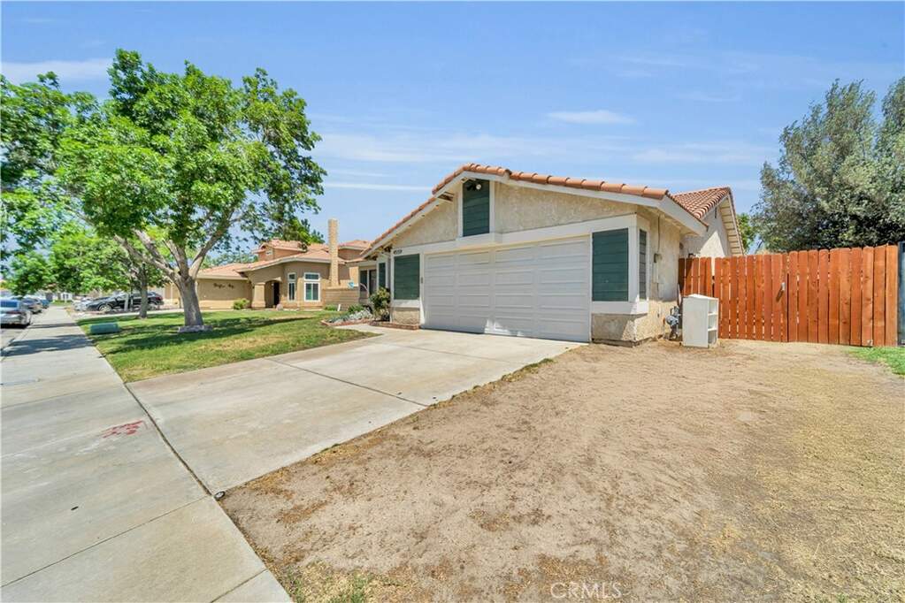 4559 Clear Springs Avenue, Palmdale, CA 93552