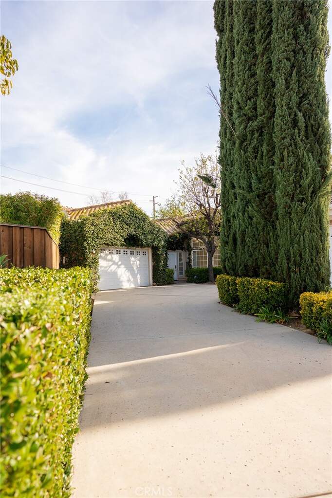 26604 Marigold Court, Calabasas, CA 91302