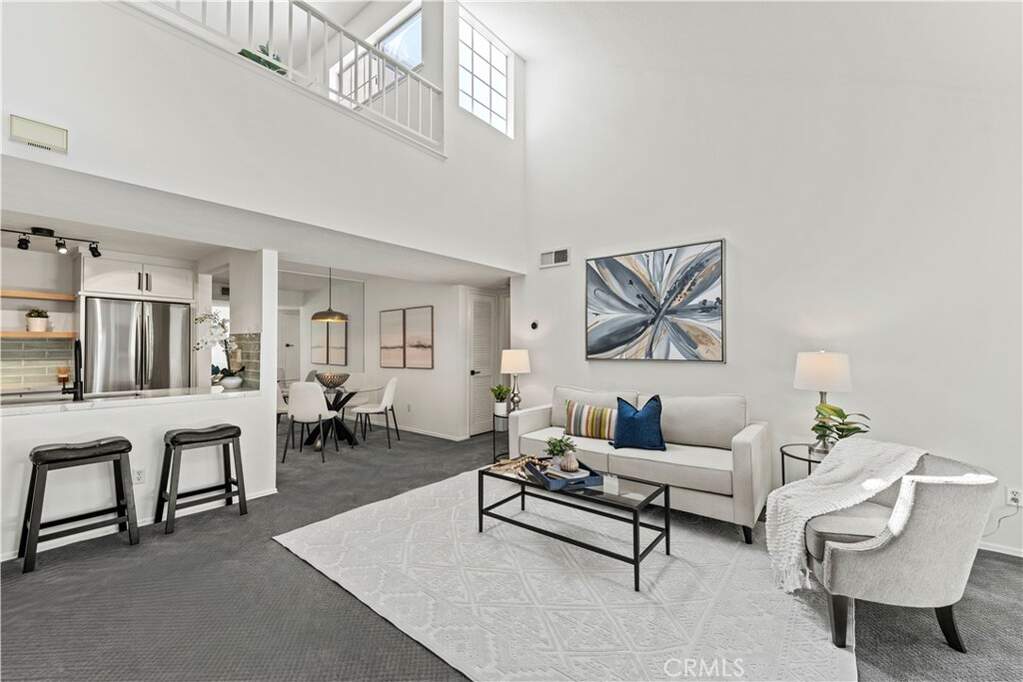 24145 Del Monte Drive #330, Valencia, CA 91355