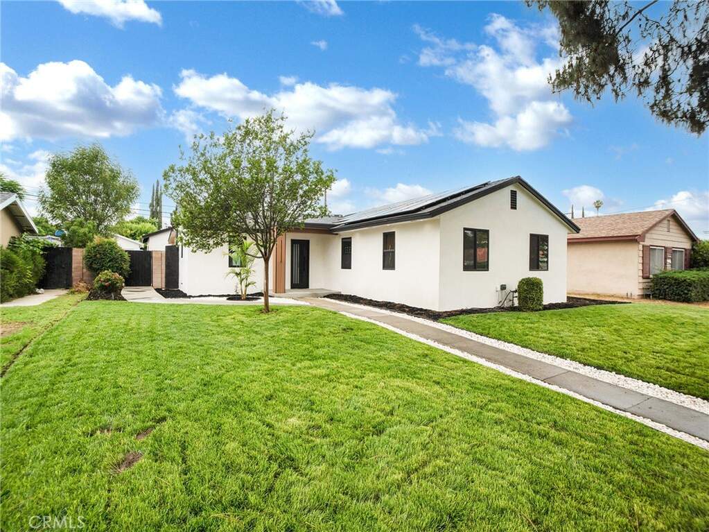 7055 Fallbrook Avenue