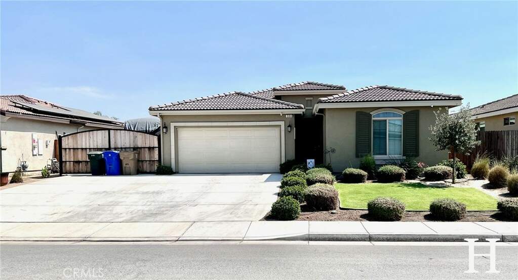 304 Hammersmith Drive, Bakersfield, CA 93314
