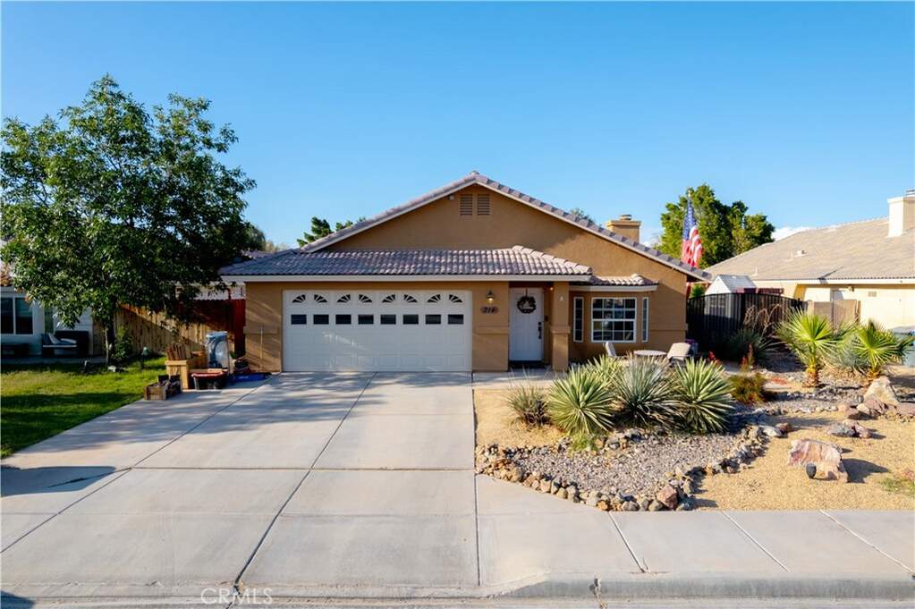 214 Mazatlan Drive, Imperial, CA 92251