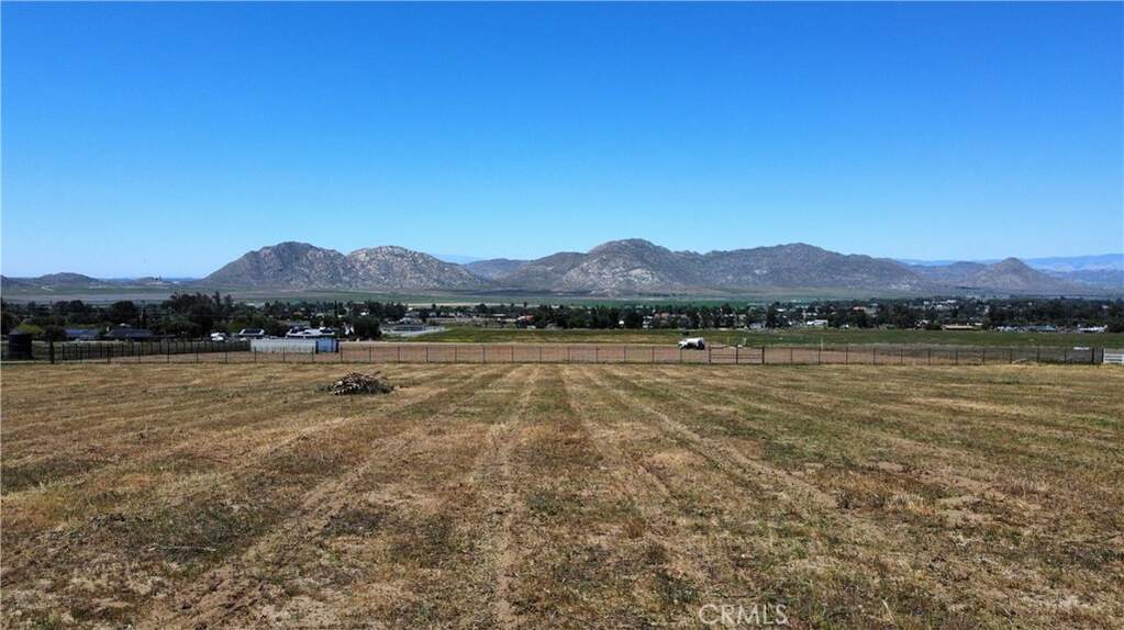 1 Corso Alto Avenue, Nuevo, CA 92567