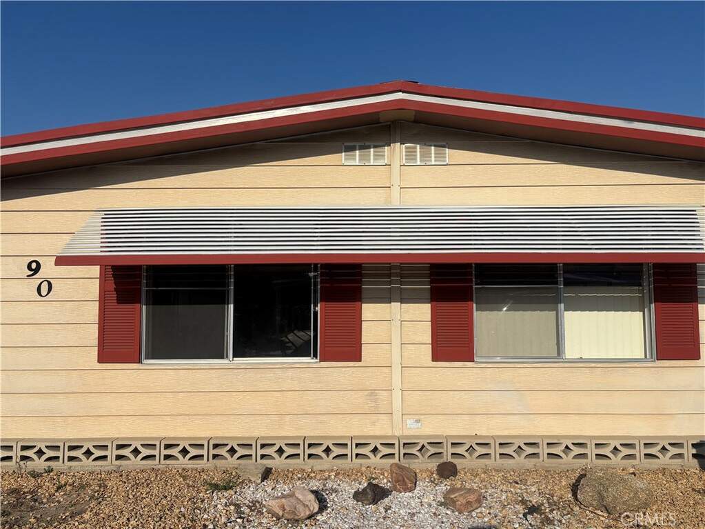 601 N. Kirby #90, Hemet, CA 92545