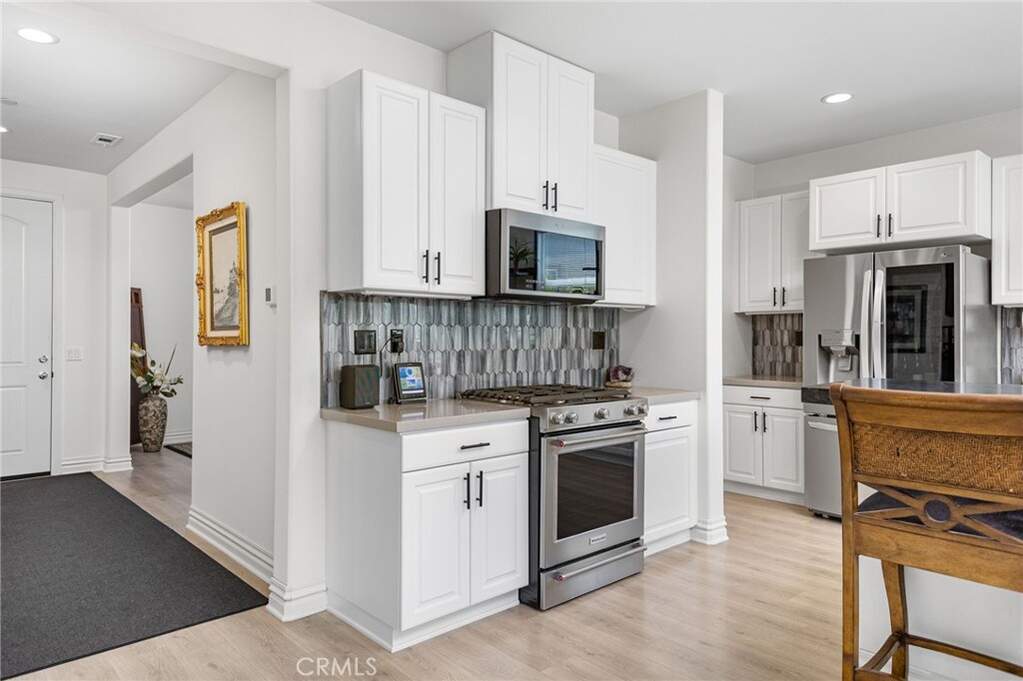 36275 Firelight Circle, Wildomar, CA 92595