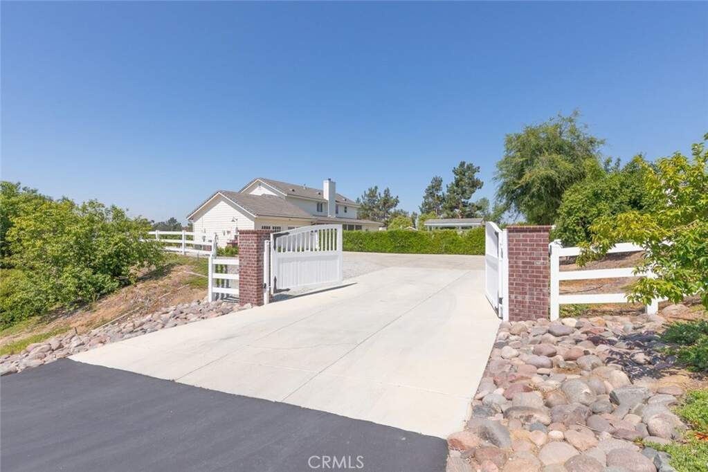 41559 Floyd Court, Temecula, CA 92592