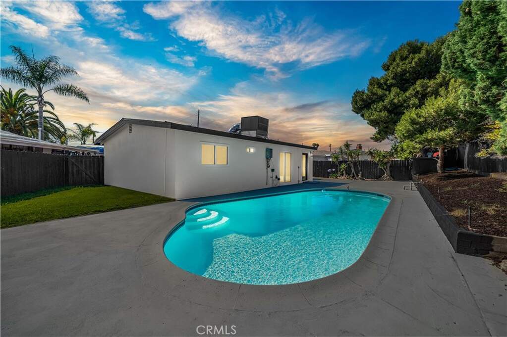 5243 Tara Place, San Diego, CA 92117