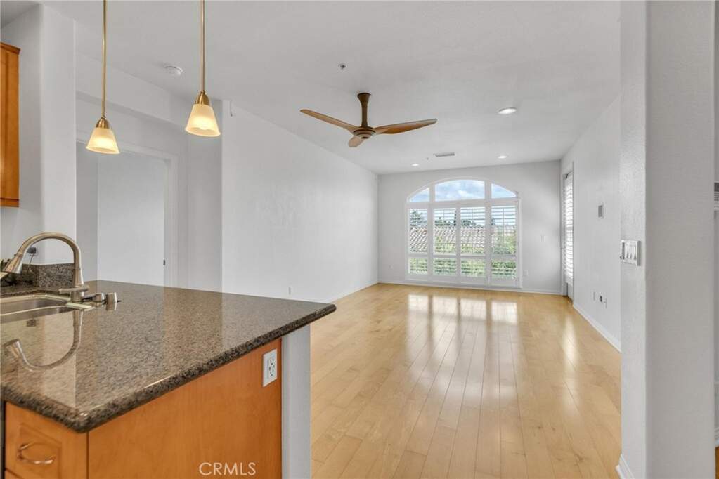 3887 Pell Place #414, San Diego, CA 92130