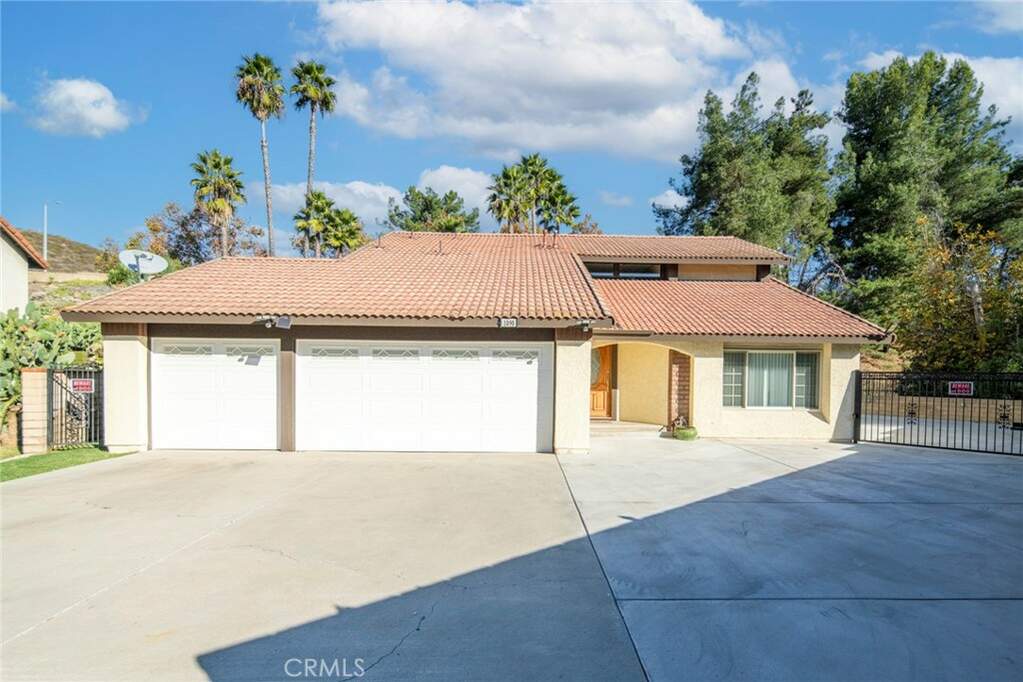 1090 Heaton Moor Drive, Walnut, CA 91789