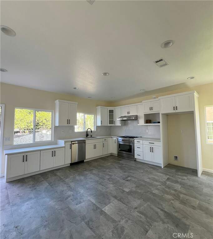 1125 Aldgate Avenue, La Puente, CA 91744