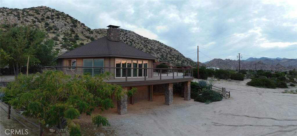 5646 Minna Gombell Lane, Pioneertown, CA 92268