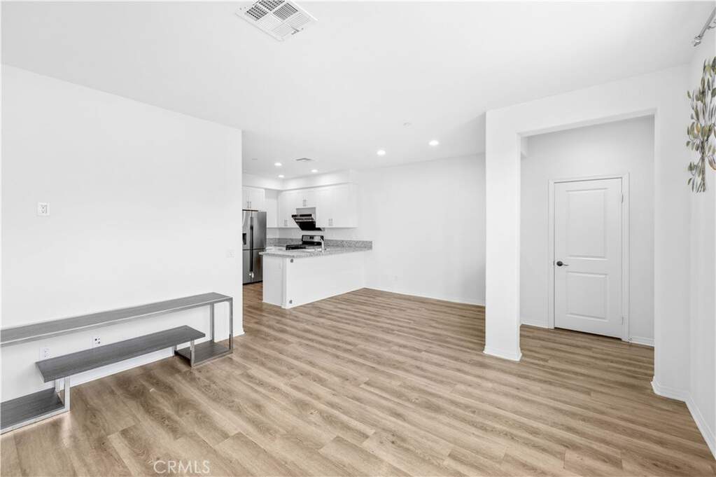 5657 Mcculloch Avenue #102, Temple City, CA 91780