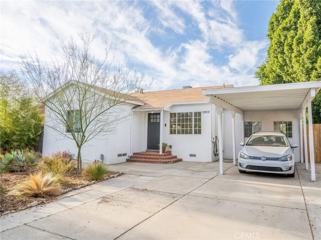 12907 Sunburst Street, Los Angeles, CA 91331