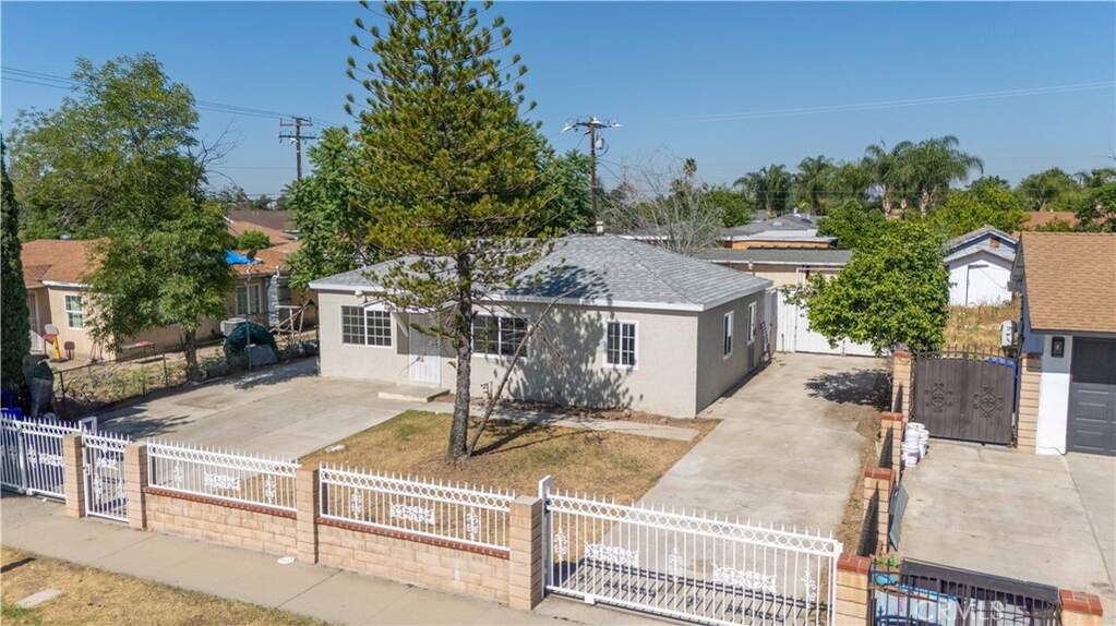 3010 Flores Street, San Bernardino, CA 92407