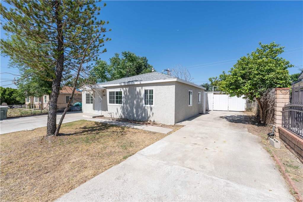 3010 Flores Street, San Bernardino, CA 92407