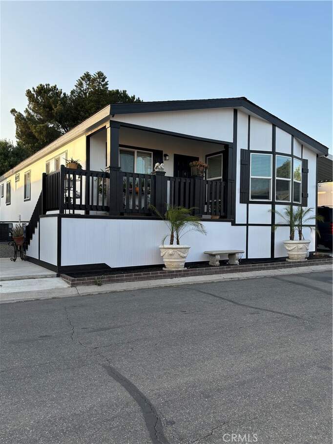 6130 Camino Real #215, Jurupa Valley, CA 92509