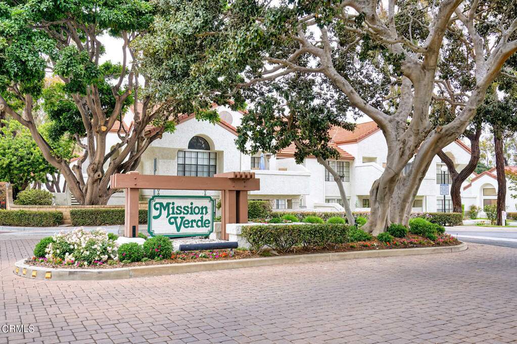 1241 Mission Verde Drive, Camarillo, CA 93012