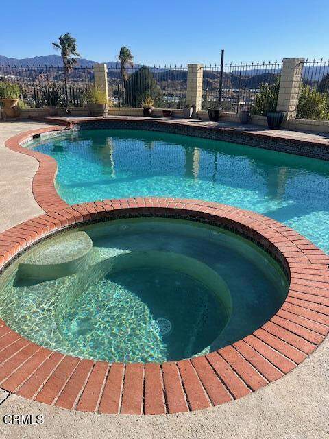 23054 La Granja Drive, Valencia, CA 91354
